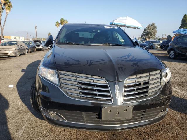 Photo 5 from auction – 2017 LINCOLN MKT with VIN 2LMHJ5NK3HBL00097