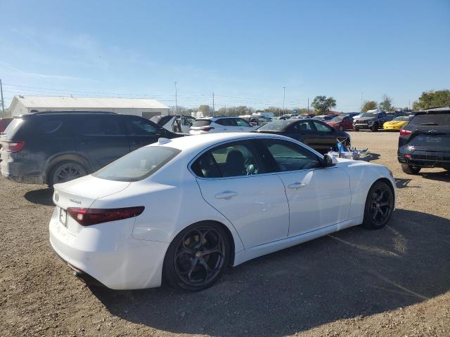 Photo 3 from auction – 2018 ALFA ROMEO GIULIA with VIN ZARFAEBN4J7565010