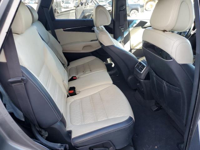 Photo 11 from auction – 2016 KIA SORENTO SX with VIN 5XYPKDA54GG098786