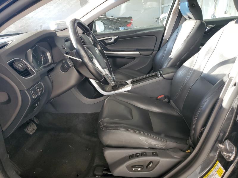 Photo 7 from auction – 2015 VOLVO S60 PREMIER with VIN YV1612TB7F2316910