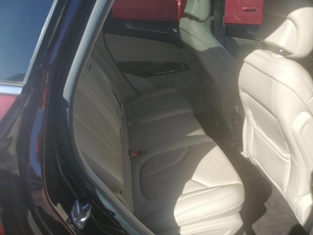 Photo 11 from auction – 2017 LINCOLN MKC RESERV with VIN 5LMCJ3C92HUL27566