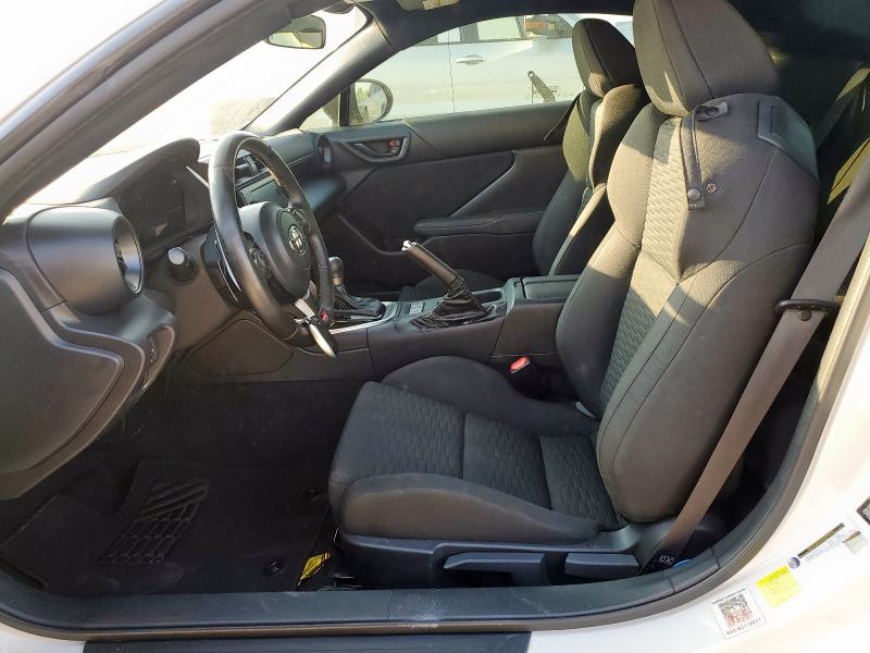 Photo 7 from auction – 2024 TOYOTA GR 86 with VIN JF1ZNBB13R8751592