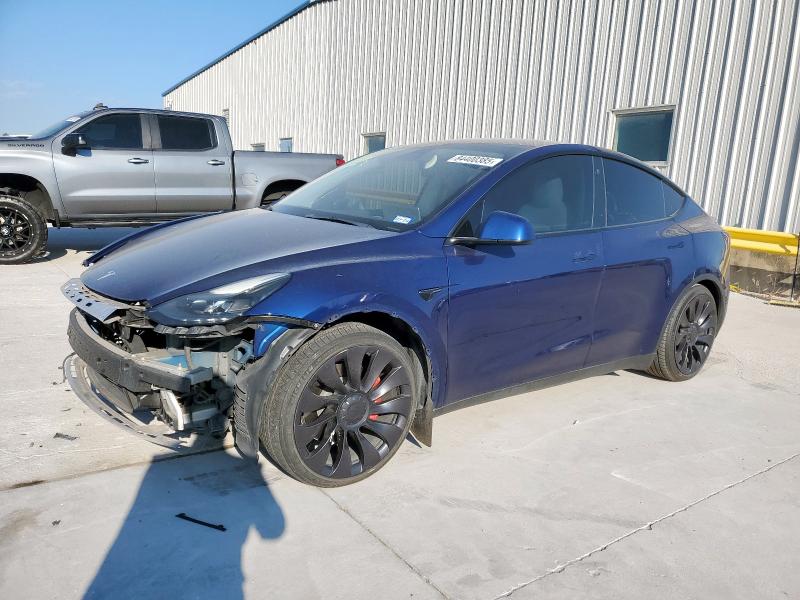TESLA MODEL Y 2023 مع رقم تعريف المركبة 7SAYGDEF3PF675357 - صورة من المزاد