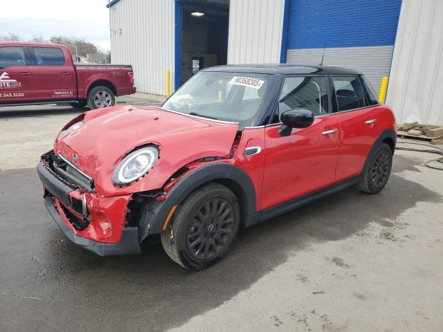 MINI COOPER 2021 with VIN WMWXU7C02M2P14985 - Photo from auction
