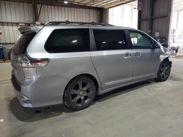Photo 3 from auction – 2015 TOYOTA SIENNA SPO with VIN 5TDXK3DC3FS649909