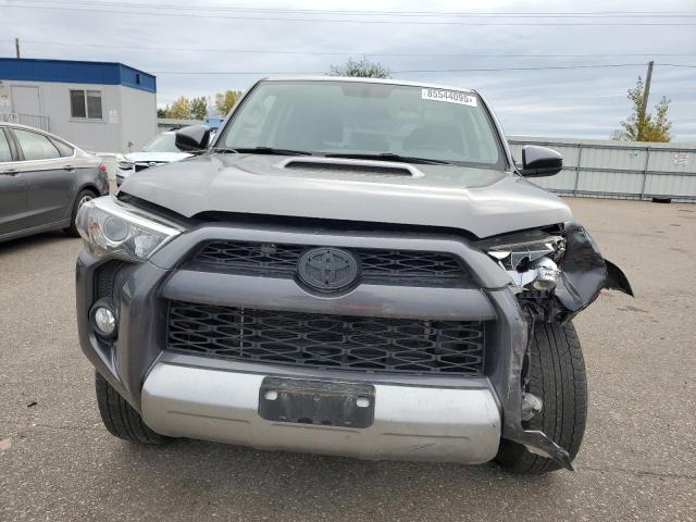 Photo 5 from auction – 2019 TOYOTA 4RUNNER with VIN JTEBU5JRXK5677940