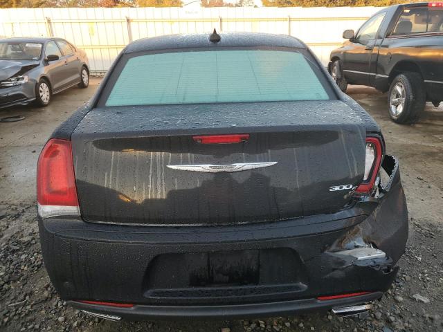 Photo 6 from auction – 2019 CHRYSLER 300 S with VIN 2C3CCABG5KH515518