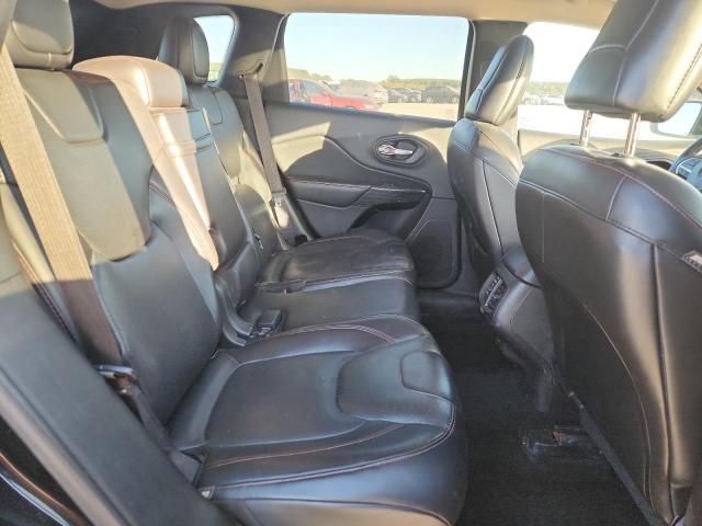 Photo 11 from auction – 2016 JEEP CHEROKEE TRAILHAWK with VIN 1C4PJMBS2GW103011