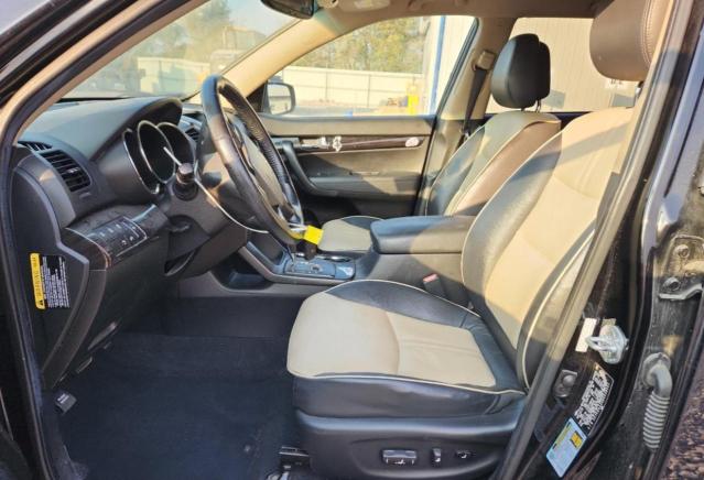 Photo 7 from auction – 2011 KIA SORENTO EX with VIN 5XYKU4A20BG038541