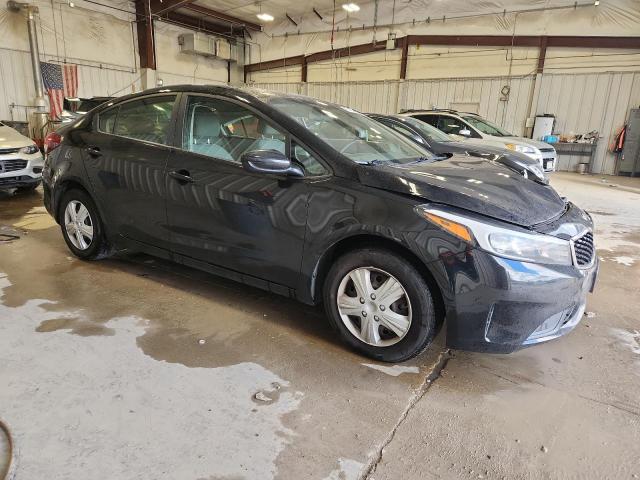 Photo 4 from auction – 2017 KIA FORTE LX with VIN 3KPFK4A72HE119114