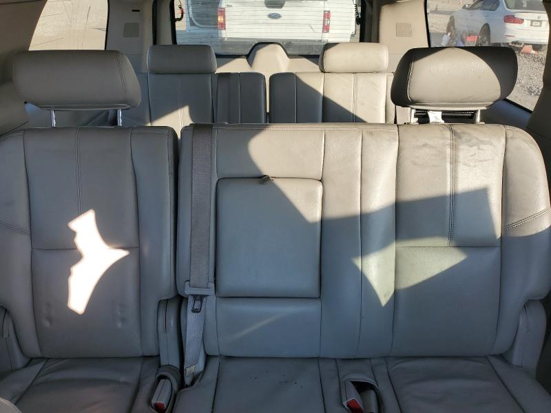 Photo 10 from auction – 2009 CHEVROLET SUBURBAN C with VIN 1GNFC26089R221186