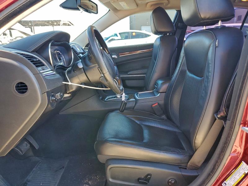 Photo 7 from auction – 2019 CHRYSLER 300 LIMITE with VIN 2C3CCAEG2KH634252