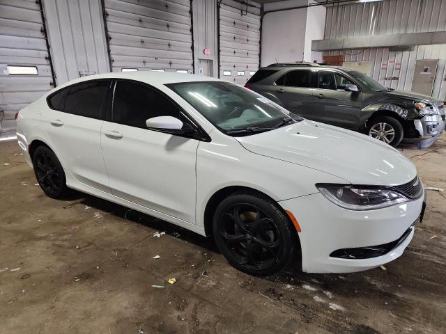 Photo 4 from auction – 2016 CHRYSLER 200 S with VIN 1C3CCCBG5GN109989
