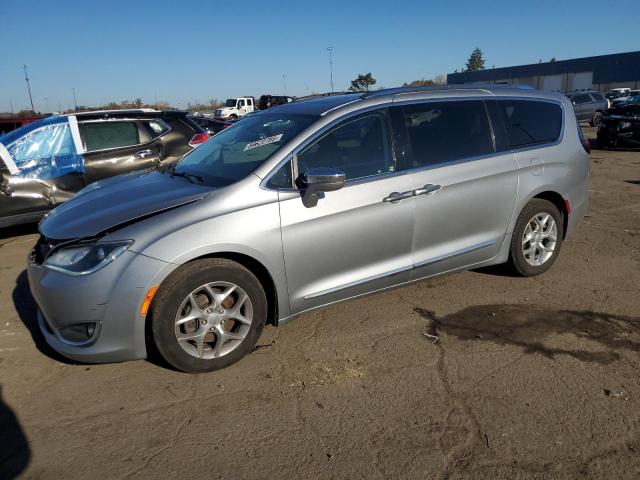 CHRYSLER PACIFICA L 2019 with VIN 2C4RC1GGXKR681560 - Photo from auction