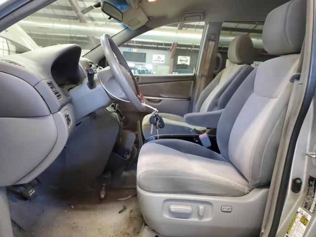 Photo 7 from auction – 2010 TOYOTA SIENNA LE with VIN 5TDJK4CC0AS029959