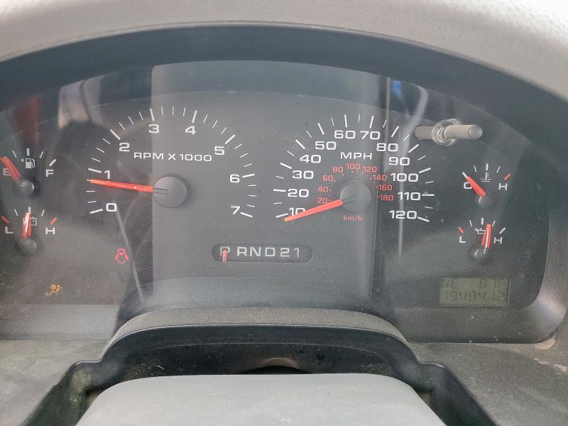 Photo 9 from auction – 2005 FORD F150 with VIN 1FTRX12W45FB60462