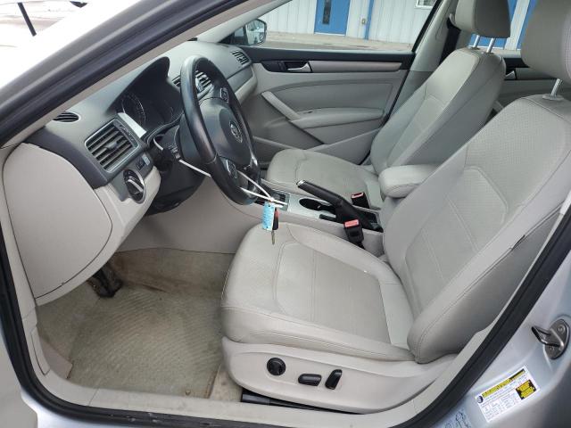 Photo 7 from auction – 2014 VOLKSWAGEN PASSAT SE with VIN 1VWBN7A36EC003032