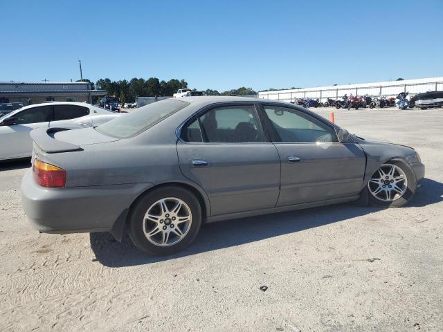 Photo 3 from auction – 2000 ACURA 3.2TL with VIN 19UUA5669YA015725