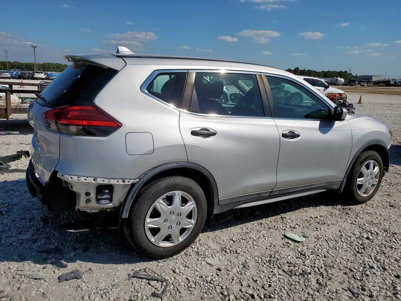 Photo 3 from auction – 2017 NISSAN ROGUE S with VIN 5N1AT2MT1HC745258