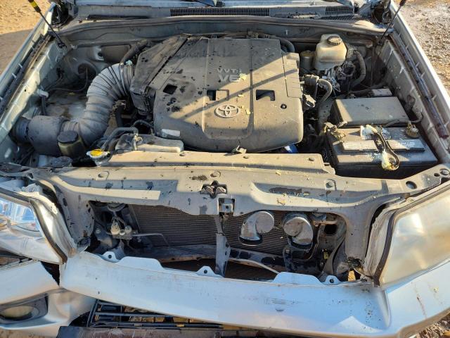 Photo 12 from auction – 2006 TOYOTA 4RUNNER SR with VIN JTEZU14R560065232