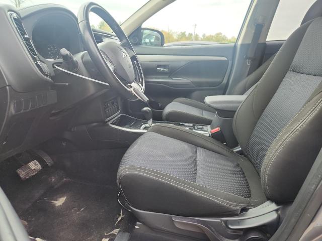 Photo 7 from auction – 2017 MITSUBISHI OUTLANDER with VIN JA4AZ3A35HZ064735