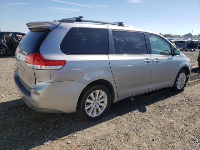 Photo 3 from auction – 2011 TOYOTA SIENNA XLE with VIN 5TDDK3DC0BS002705