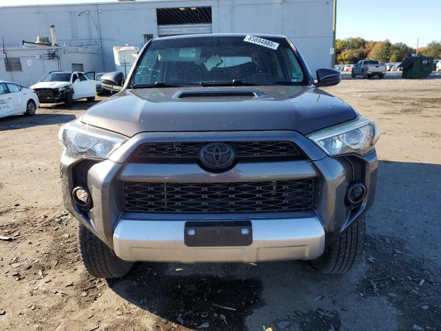 Photo 5 from auction – 2016 TOYOTA 4RUNNER SR with VIN JTEBU5JR8G5344045