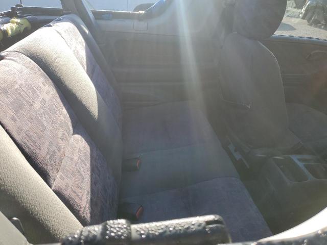 Photo 10 from auction – 2000 CHEVROLET TRACKER with VIN 2CNBJ18C4Y6904684