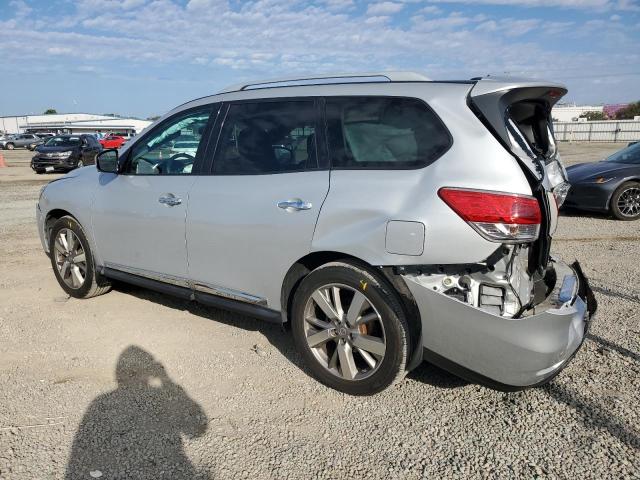 Photo 2 from auction – 2016 NISSAN PATHFINDER with VIN 5N1AR2MN8GC656821