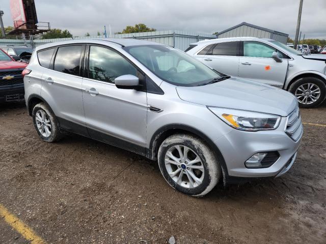 Photo 4 from auction – 2019 FORD ESCAPE SE with VIN 1FMCU0GD9KUB06769
