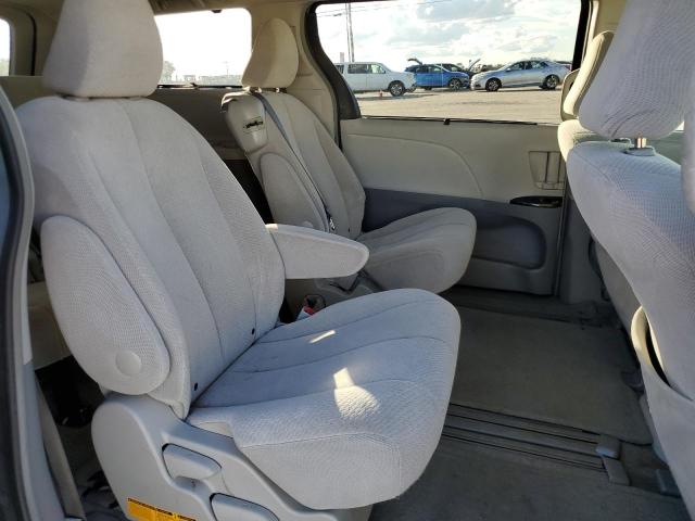 Photo 11 from auction – 2014 TOYOTA SIENNA LE with VIN 5TDKK3DC3ES452232