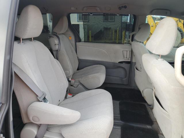 Photo 11 from auction – 2011 TOYOTA SIENNA LE with VIN 5TDKK3DC5BS086687