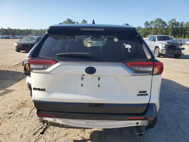 Photo 6 from auction – 2020 TOYOTA RAV4 XSE with VIN JTMEWRFV4LD543277