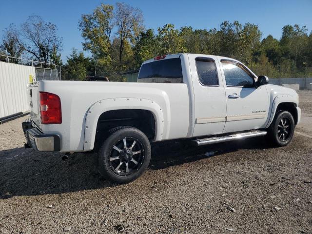 Photo 3 from auction – 2010 CHEVROLET SILVERADO with VIN 1GCSKSE35AZ255631