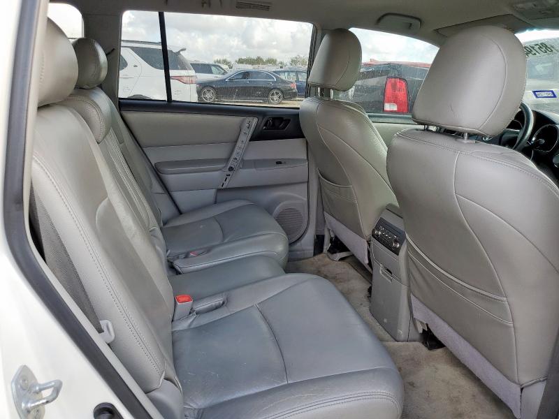 Photo 11 from auction – 2010 TOYOTA HIGHLANDER with VIN 5TDZK3EH6AS004473