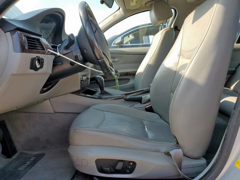 Photo 7 from auction – 2010 BMW 328 I with VIN WBAPH7G51ANM52106