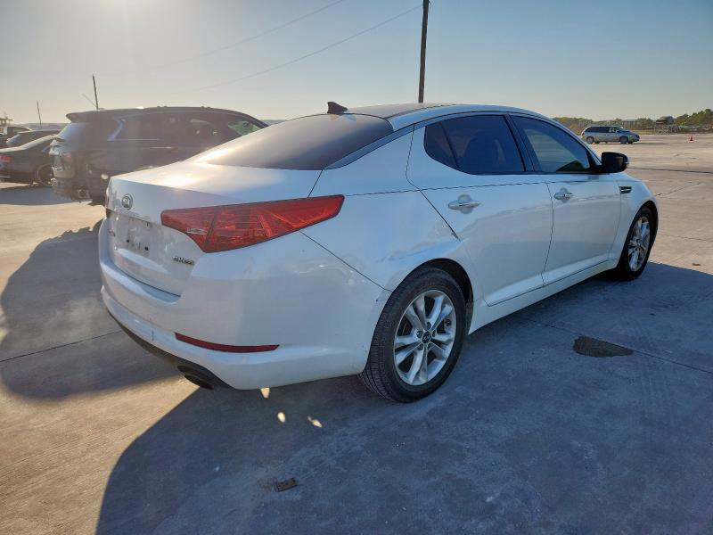 Photo 3 from auction – 2011 KIA OPTIMA with VIN KNAGN4A74B5057243