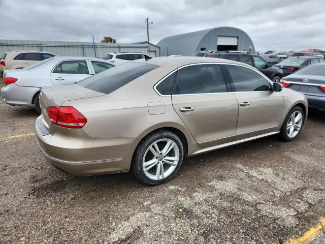 Photo 3 from auction – 2015 VOLKSWAGEN PASSAT SEL with VIN 1VWCV7A31FC067761