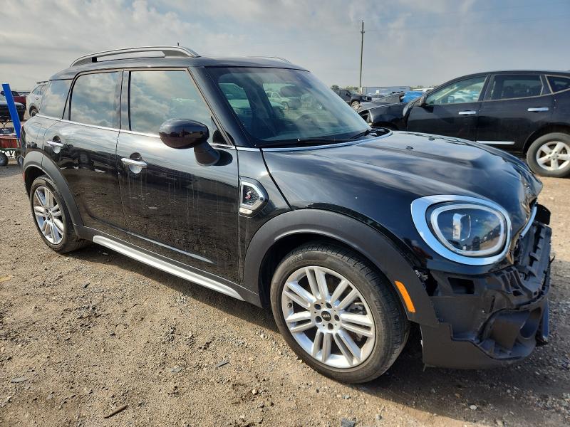 Photo 4 from auction – 2023 MINI COOPER S C with VIN WMZ53BR07P3P94256