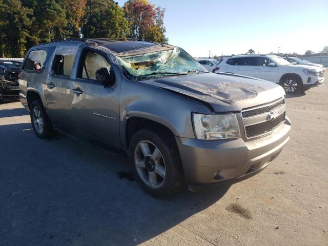 Photo 4 from auction – 2007 CHEVROLET SUBURBAN with VIN 1GNFC16067R409275