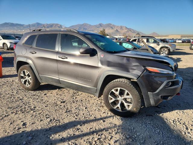 Photo 4 from auction – 2014 JEEP CHEROKEE T with VIN 1C4PJMBS3EW153011