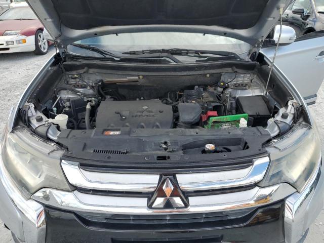 Photo 12 from auction – 2016 MITSUBISHI OUTLANDER with VIN JA4AD3A34GZ014406