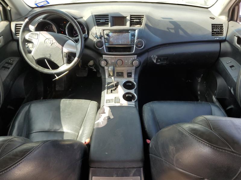 Фото 8 с аукциона – 2013 TOYOTA HIGHLANDER с VIN 5TDBK3EH0DS250862