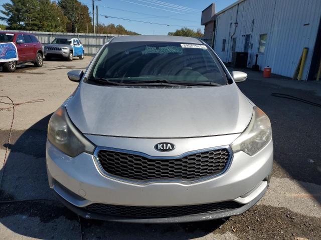 Photo 5 from auction – 2016 KIA FORTE LX with VIN KNAFK4A69G5594970