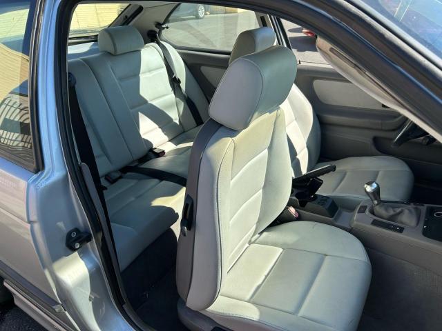 Photo 6 from auction – 1998 BMW 318 TI with VIN WBACG7324WKC31009