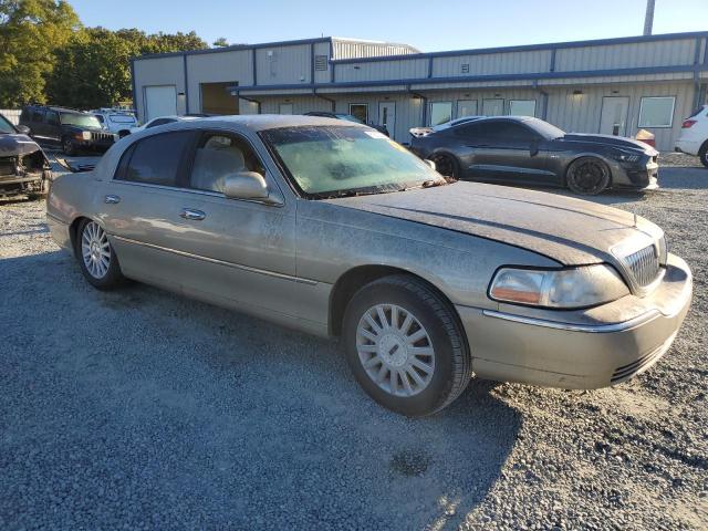 Photo 4 from auction – 2005 LINCOLN UK with VIN 1LNHM81W45Y638541