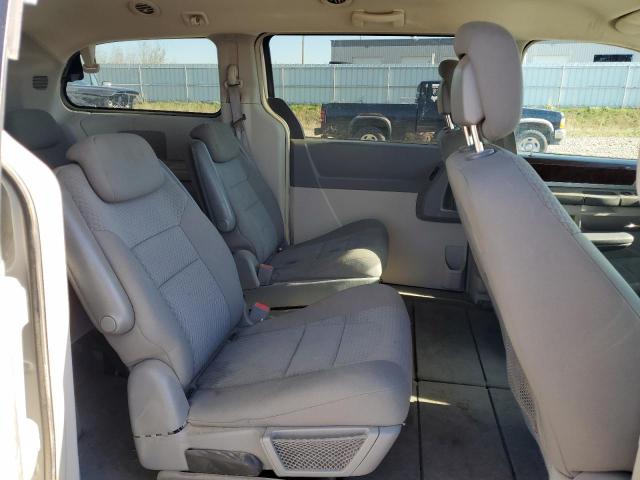 Photo 11 from auction – 2010 CHRYSLER TOWN & COU with VIN 2A4RR5D18AR440952