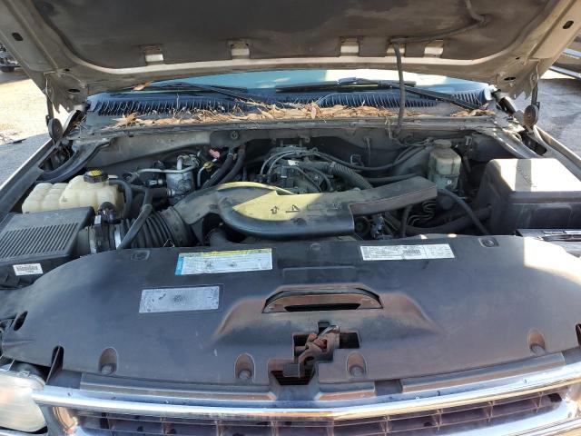 Photo 11 from auction – 2001 CHEVROLET SUBURBAN K with VIN 1GNFK16T01J277892