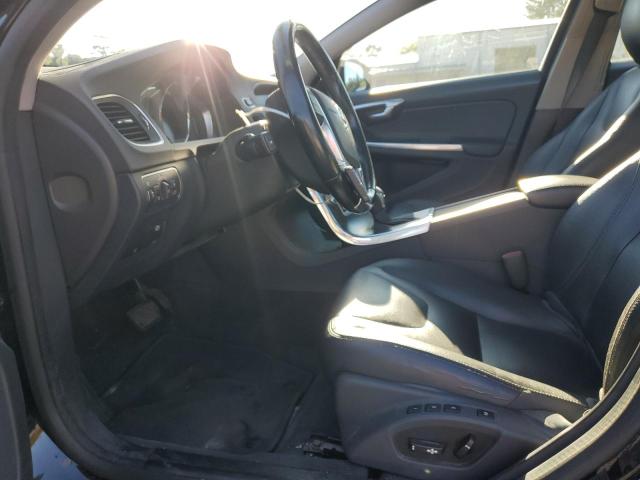Photo 7 from auction – 2016 VOLVO S60 PREMIE with VIN YV1612TK0G2390266