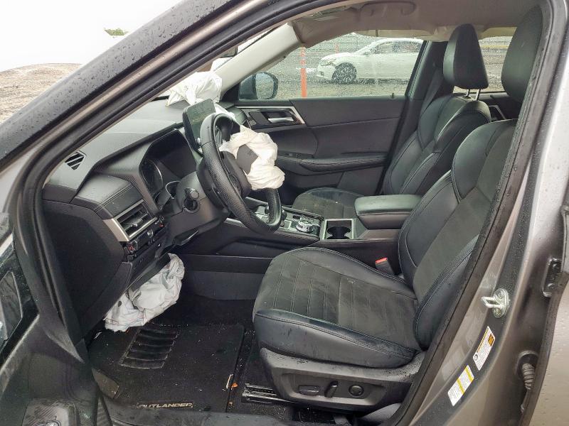 Photo 7 from auction – 2024 MITSUBISHI OUTLANDER with VIN JA4J3VA86RZ013674